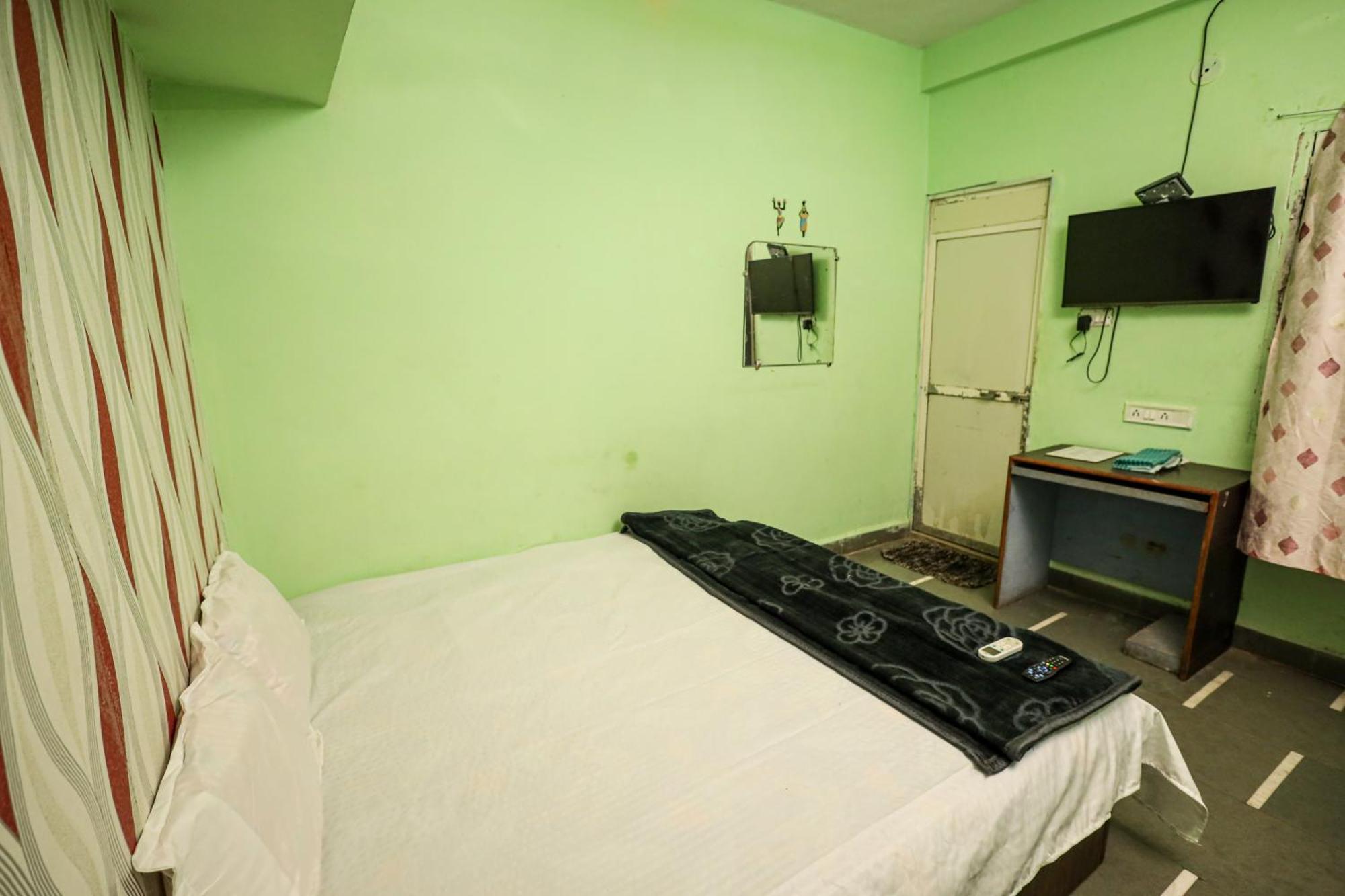 Rai Guest House ウッジャイン エクステリア 写真
