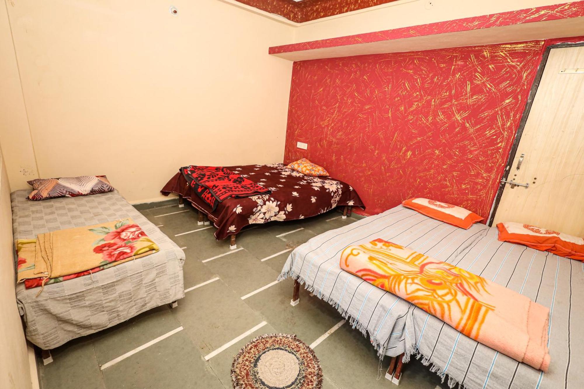 Rai Guest House ウッジャイン エクステリア 写真