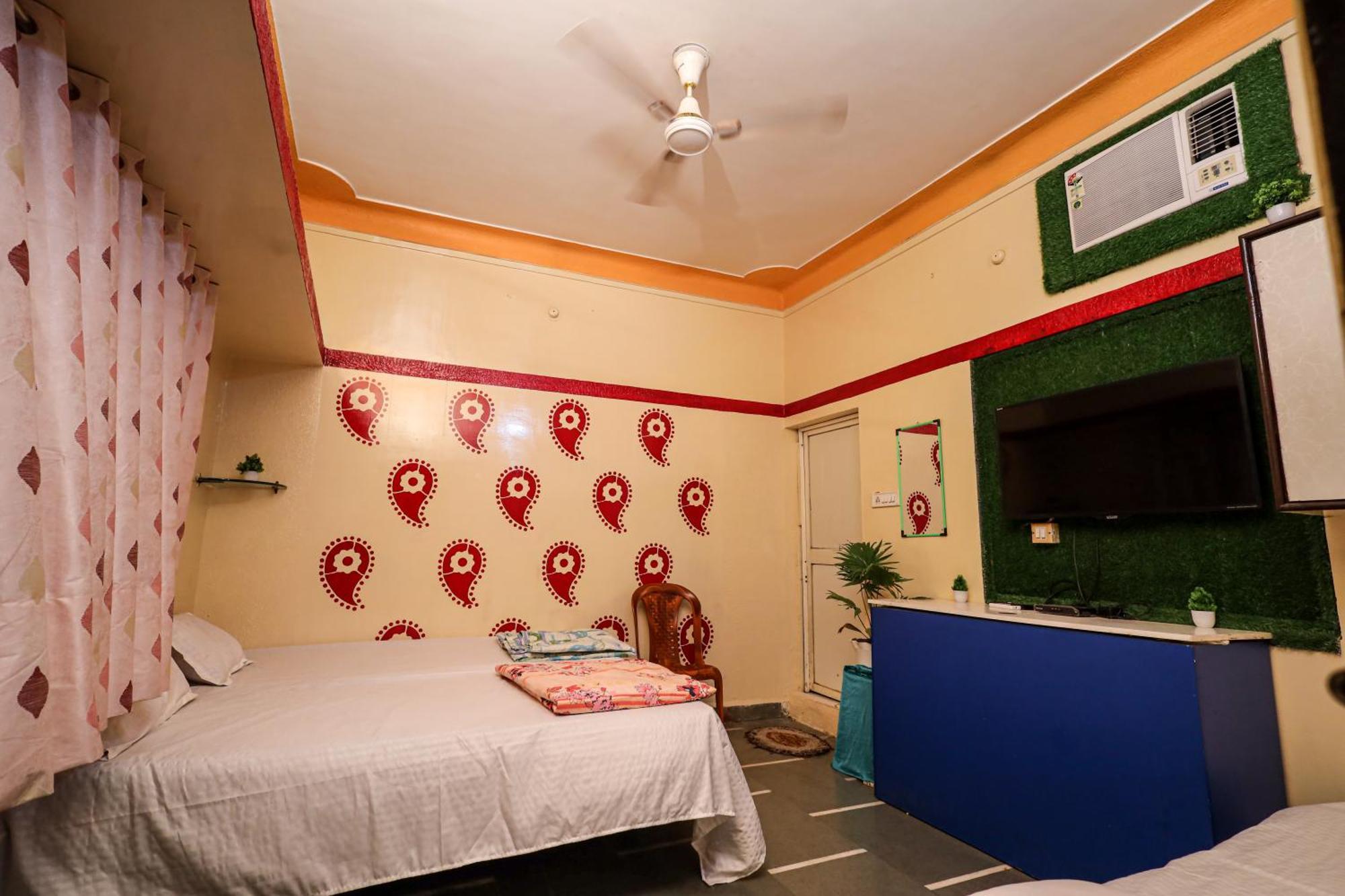 Rai Guest House ウッジャイン エクステリア 写真