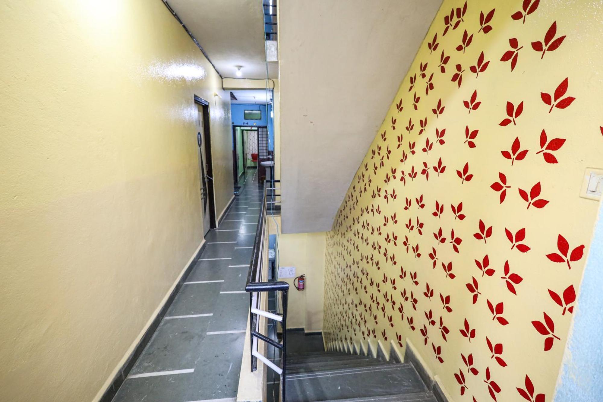 Rai Guest House ウッジャイン エクステリア 写真